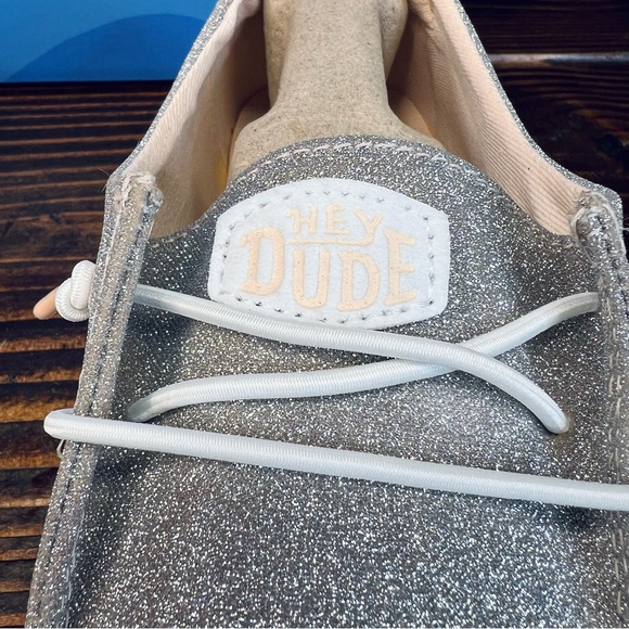 NIB Hey Dude Womens Wendy Metallic Sparkle Rose Gold - Picture 7 of 12